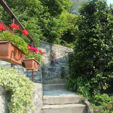 Bellavista Garden And Flowers Apartment